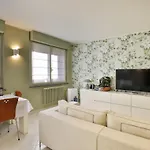 Comosole شقة *