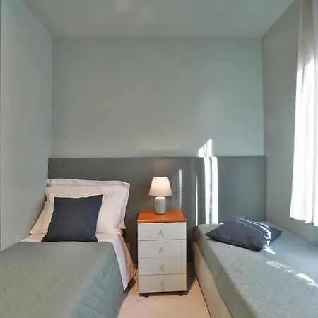 아파트 Comosole *